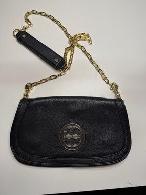 Tory Burch Black Leather Shoulder Bag with Gold-Tone Chain